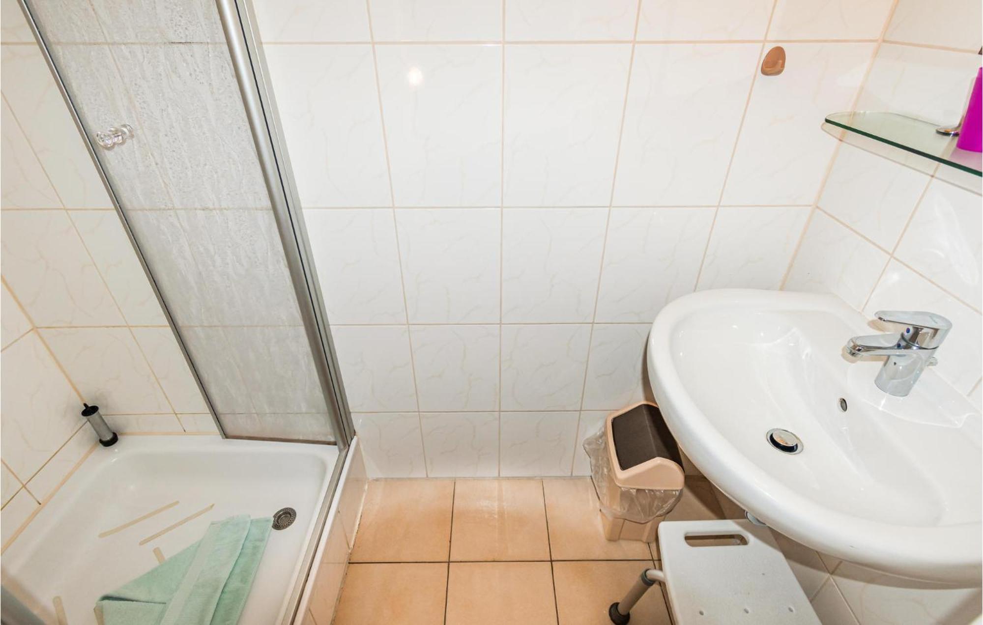 1 Bedroom Nice Apartment In Helgoland Heligoland Exterior foto